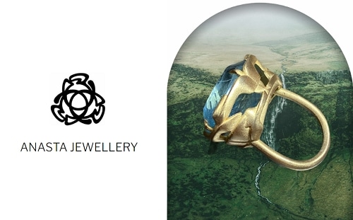 Logo šperkařské firmy "Anasta Jewellery" s obrázkem zlatého prstenu.