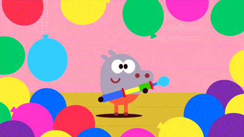 GIF blahopřání k svátku postavička s balónky. 